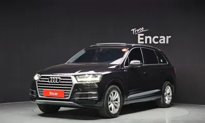 Audi Q7 · 2019 год