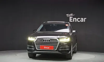 Audi Q7 2019, 152352 км, за 15196.56 USD