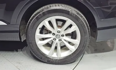 Audi Q7 2019, 152352 км, за 15196.56 USD