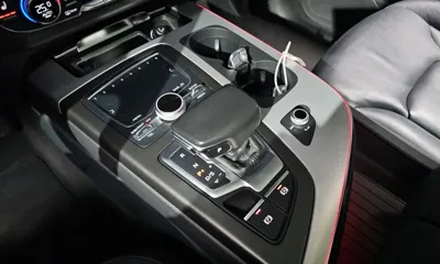 Audi Q7 2019, 152352 км, за 15196.56 USD - фото 9