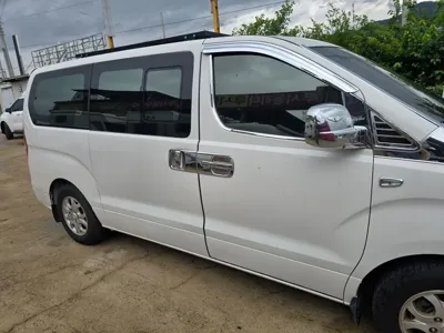 Hyundai Starex · 2009 год