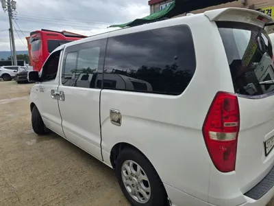Hyundai Starex 2009, 103500 км, за 6435.67 USD