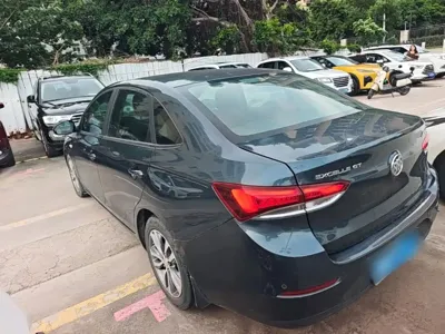 Buick Excelle 2021, 61400 км, за 5577.74 USD