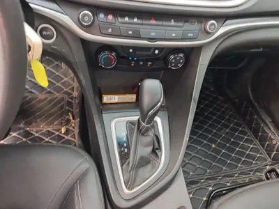 Buick Excelle 2021, 61400 км, за 5577.74 USD - фото 14