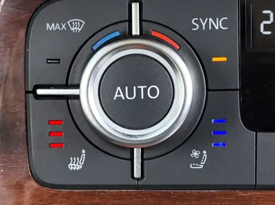 Volkswagen Touareg 2011, 230000 км, за 7062.84 USD - фото 20