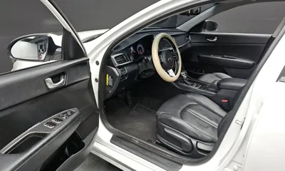 Kia K5 2019, 95394 км, за 6240.65 USD - фото 10