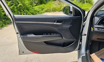 Hyundai Avante 2018, 128490 км, за 4875.51 USD - фото 24