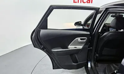 Kia Niro 2017, 161430 км, за 6440.06 USD - фото 25