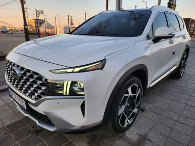 Hyundai Santafe 2021, 80000 км, за 18211.91 USD