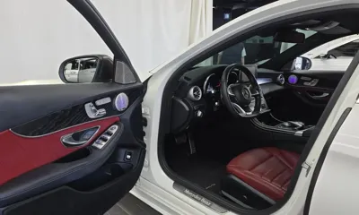 Mercedes-Benz C-Class 2018, 71733 км, за 13198.7 USD - фото 10