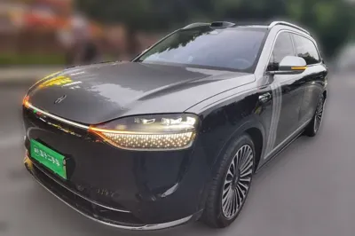 Hima AITO M9 · 2025 год