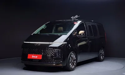 Hyundai Staria · 2023 год