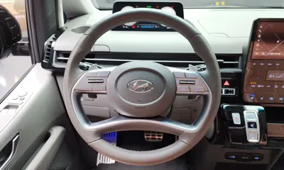 Hyundai Staria 2023, 64077 км, за 22794.84 USD - фото 13