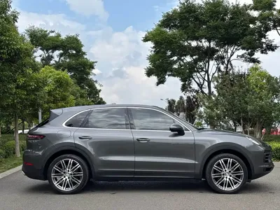 Porsche Cayenne 2021, 49000 км, за 71511.27 USD