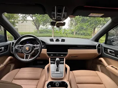 Porsche Cayenne 2021, 49000 км, за 71511.27 USD - фото 15