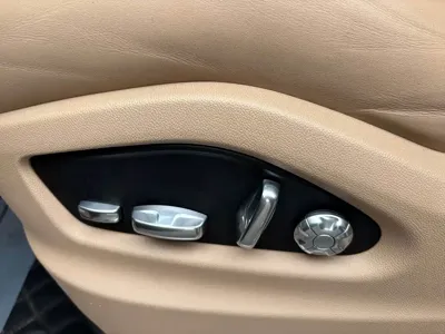 Porsche Cayenne 2021, 49000 км, за 71511.27 USD - фото 22