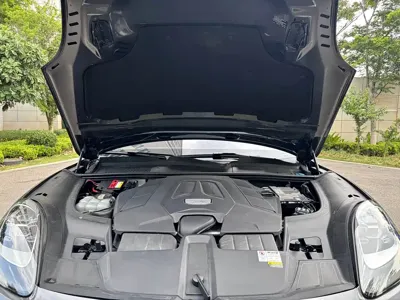 Porsche Cayenne 2021, 49000 км, за 71511.27 USD - фото 27