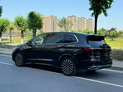 Volkswagen Viloran 2023, 70000 км, за 22630.52 USD - фото 8