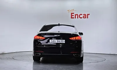 Hyundai Genesis 2016, 144292 км, за 5371.13 USD