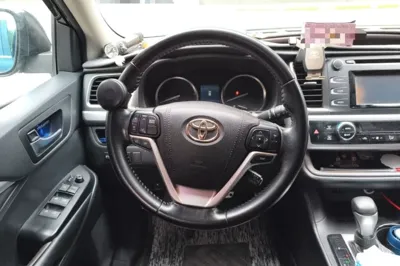 Toyota Highlander 2015, 92100 км, за 16779 USD - фото 9