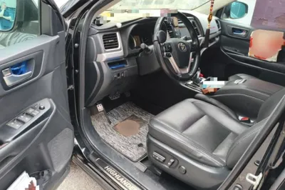 Toyota Highlander 2015, 92100 км, за 16779 USD - фото 19