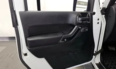 Jeep Wrangler 2017, 131706 км, за 13651.43 USD - фото 24