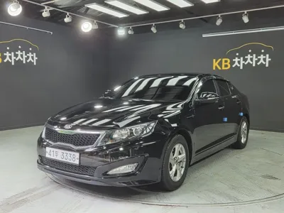 Kia K5 2013, 115000 км, за 2925.31 USD