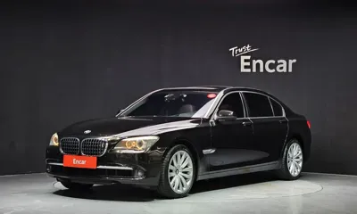 BMW 7-Series · 2010 год