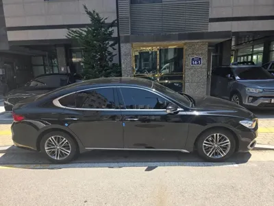 Hyundai Grandeur 2019, 63000 км, за 10418.7 USD