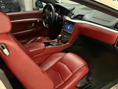 Maserati GranTurismo 2016, 50000 км, за 24530.96 USD