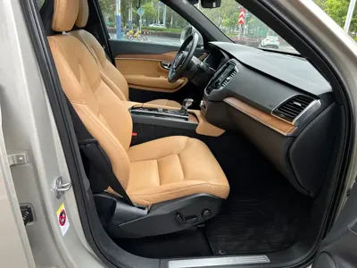 Volvo XC90 2019, 155000 км, за 21777.09 USD - фото 11