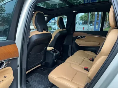 Volvo XC90 2019, 155000 км, за 21777.09 USD - фото 12