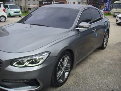 Hyundai Grandeur 2018, 168376 км, за 7032.62 USD