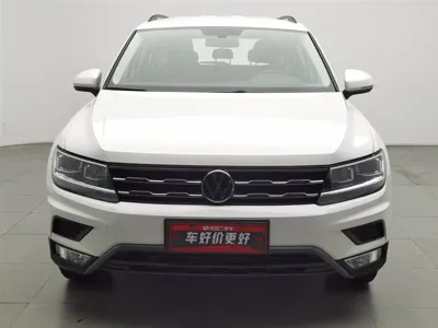 Volkswagen Tiguan L 2021, 157400 км, за 9093.41 USD