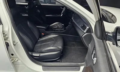 Kia K5 2019, 144152 км, за 6147.68 USD - фото 10
