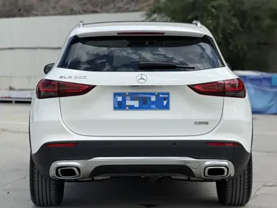 Mercedes-Benz GLA 2022, 30000 км, за 20452.81 USD