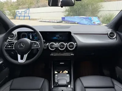 Mercedes-Benz GLA 2022, 30000 км, за 20452.81 USD - фото 8