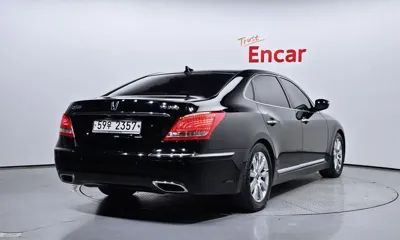 Hyundai Equus 2010, 140346 км, за 3021.54 USD