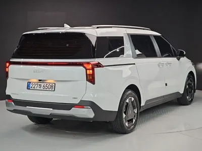 Kia Canival 2026, 13563 км, за 64941.8 USD
