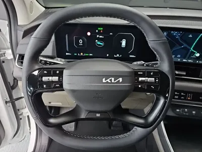 Kia Canival 2026, 13563 км, за 64941.8 USD - фото 11