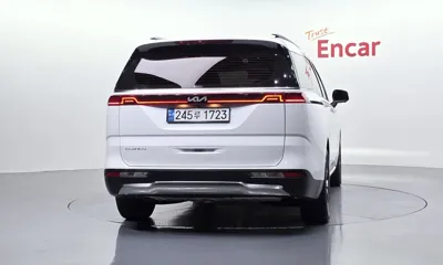 Kia Canival 2023, 40218 км, за 22362.34 USD