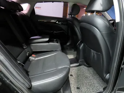 Kia K7 2016, 93516 км, за 8205.33 USD - фото 9