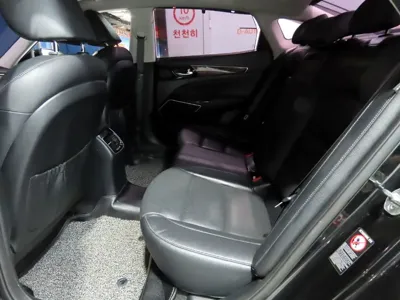Kia K7 2016, 93516 км, за 8205.33 USD - фото 11