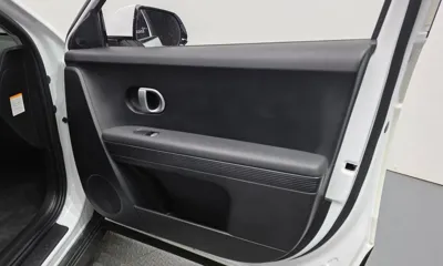 Hyundai Ioniq5 2023, 43861 км, за 20065.16 USD - фото 24