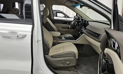 Kia Canival 2021, 52257 км, за 15754.23 USD - фото 11