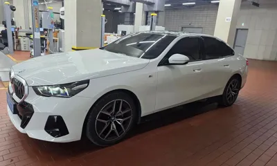 BMW i5 2025, 34866 км, за 42995.93 USD