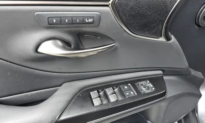 Lexus ES 2021, 93461 км, за 26710.11 USD - фото 29