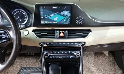Hyundai Grandeur 2019, 121950 км, за 11661.24 USD - фото 13