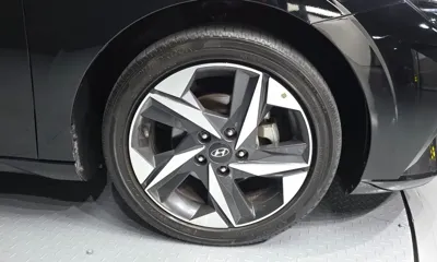 Hyundai Avante 2021, 79761 км, за 11027.96 USD
