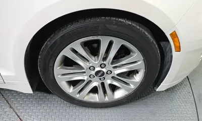 Lincoln MKZ 2015, 139242 км, за 3825.57 USD